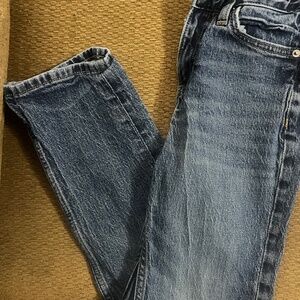 Boys - Old Navy Loose Fit Jeans - Size 10.